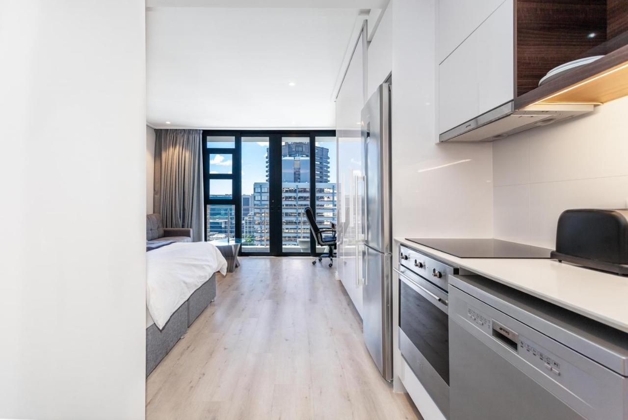 Luxurious 16 On Bree Studio Apartment - Harbour Views Cape Town Exterior photo
