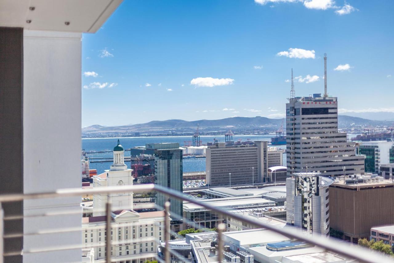 Luxurious 16 On Bree Studio Apartment - Harbour Views Cape Town Exterior photo