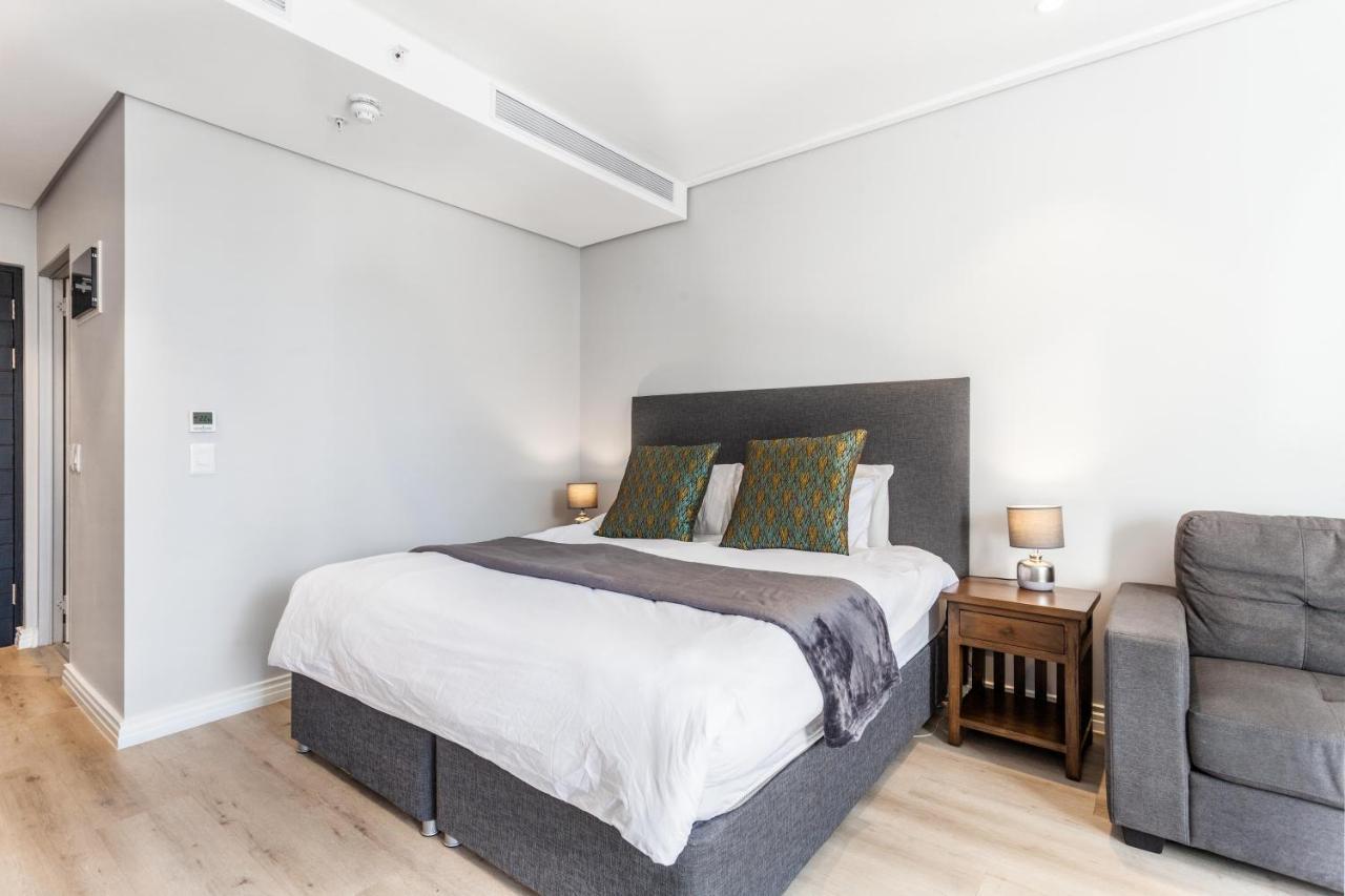 Luxurious 16 On Bree Studio Apartment - Harbour Views Cape Town Exterior photo
